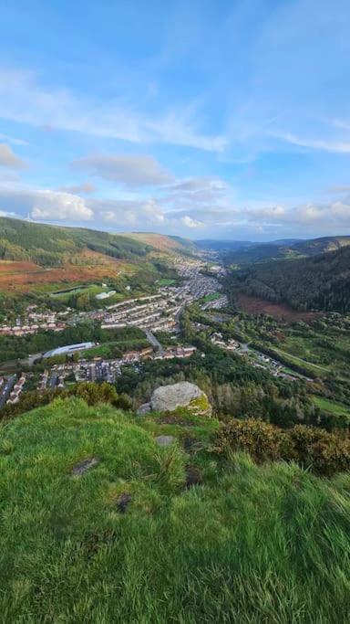 Welsh Miners Cottage Four Bedroom House Treherbert Luaran gambar